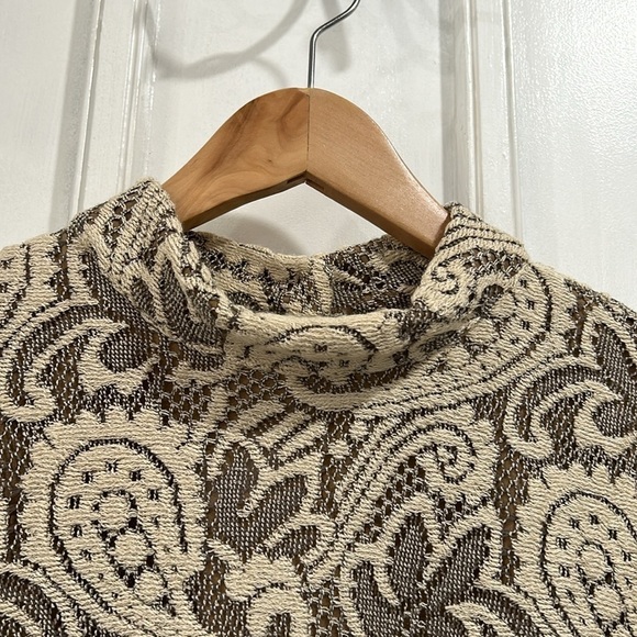 Pins and Needles Lace Crochet Open Back Long Sleeve Body Con Mini Dress - Small - Picture 5 of 11